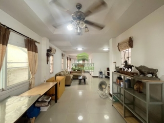 หมู่บ้าน เสนากรีนวิลล์ ลำลูกกา คลอง 2