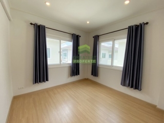 ห้องนอน บ้านแฝด หมู่บ้าน ศุภาลัยไพรด์ บางนา-ลาดกระบัง
