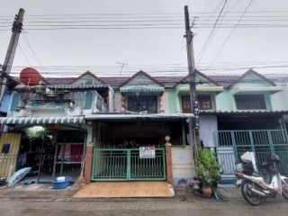N0603206, ขายทาวน์เฮ้าส์ หมู่บ้าน ร่มทิพย์ หทัยราษฎร์ 33 เนื้อที่ 16 ตร.ว ต่อเติมครบ ทำเลดี