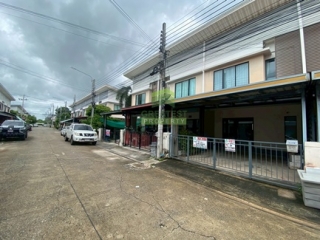 หมู่บ้านโมดิวิลล่า บางนา