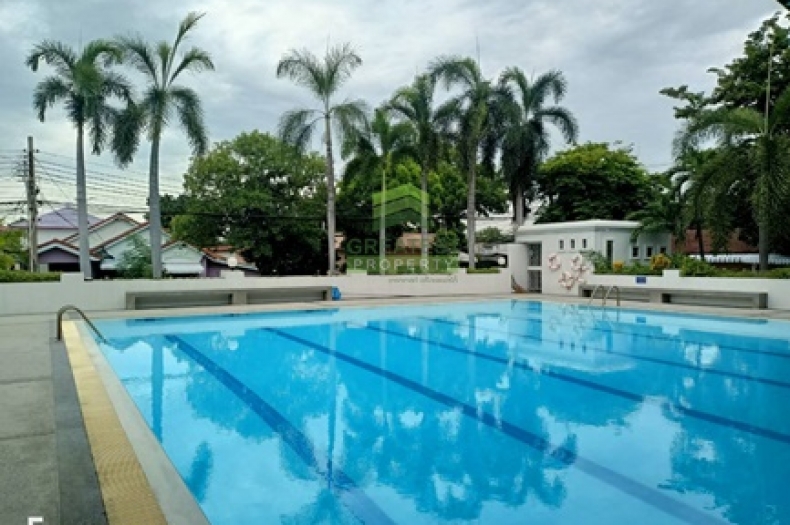 บ้านเดี่ยว หมู่บ้าน ชลลดา บางบัวทอง