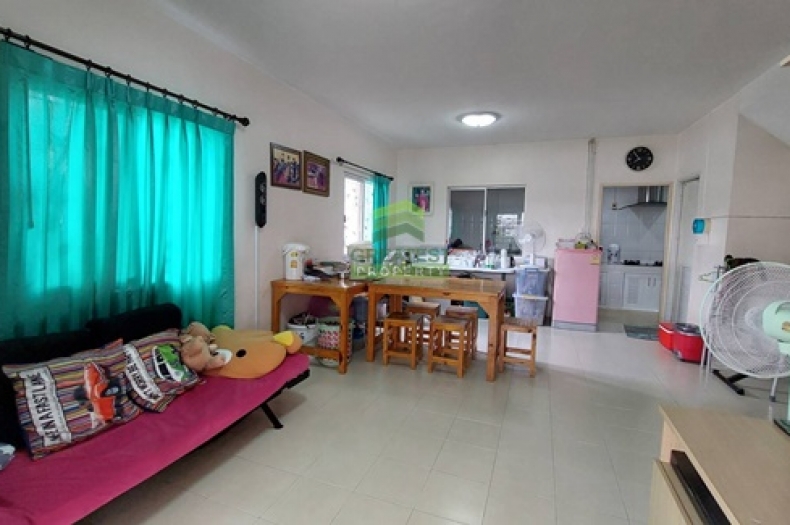 ห้องนั่งเล่นทาวน์เฮ้าส์ 2 ชั้น พฤกษา 20 คูคต