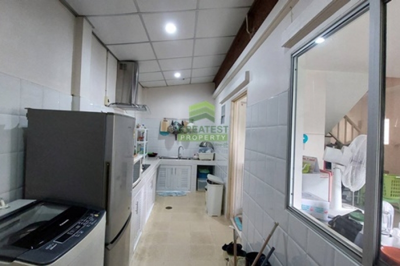 ห้องครัว ทาวน์เฮ้าส์แปลงมุม พฤกษา 20