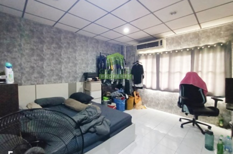 ที่ดินพร้อมบ้าน 2 หลัง งามวงศ์วาน 19 นนทบุรี