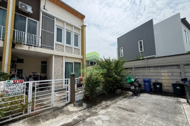 หมู่บ้านโกลเด้นทาวน์ ชัยพฤกษ์–วงแหวน ไทรน้อย นนทบุรี