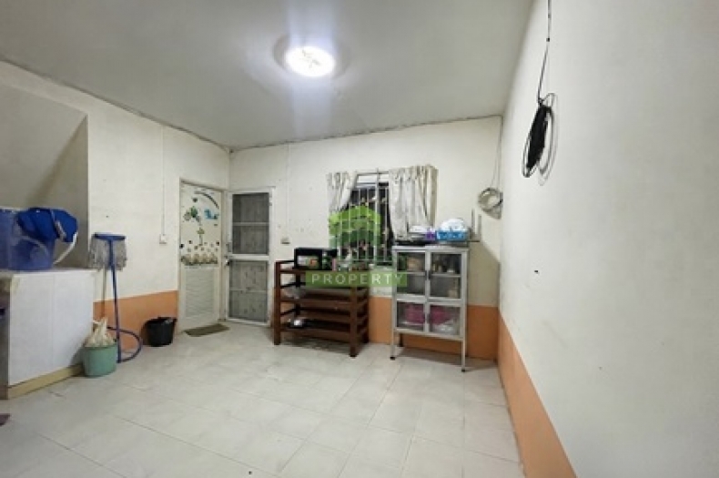 ทาวน์เฮ้าส์ หมู่บ้านพฤกษา 38/1 ไทรน้อย ใกล้ถนนบางกรวย–ไทรน้อย