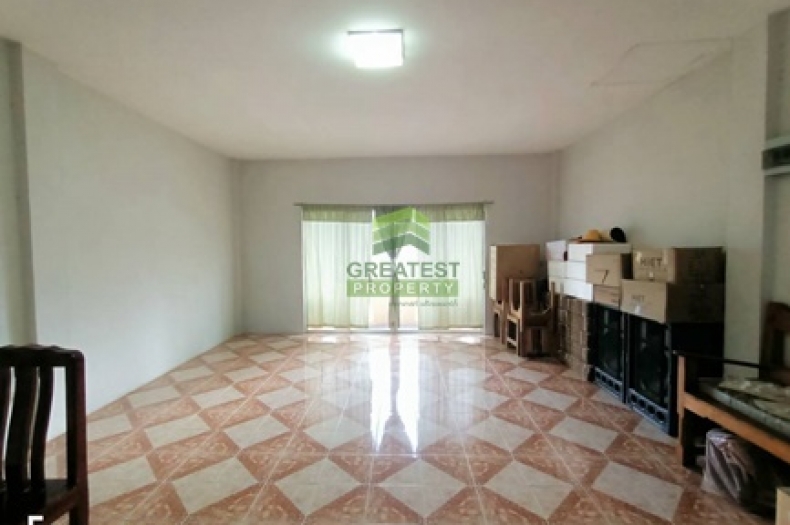 ภายในอาคารพาณิชย์ 3 ชั้น วิโรจน์วิลล์ ถนน 345