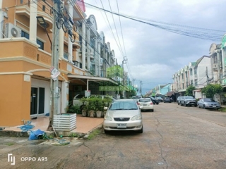 อาคารพาณิชย์ 3 ชั้น หมู่บ้านวิโรจน์วิลล์ ถนน 345 บางบัวทอง
