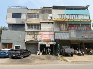 ตึกแถว 3.5 ชั้น ไร่ส้ม เมืองเพชรบุรี
