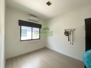 ห้องนอนทาวน์โฮม 3 ห้องนอน หมู่บ้านสิริเพลส
