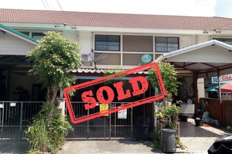 หมู่บ้าน บาหลี บีช Bali beach ขายด่วน ทาวน์เฮ้าส์  2 ชั้น ขนาด 18 ตร.ว ถนนคลองหลวงแพ่ง เมืองฉะเชิงเทรา 