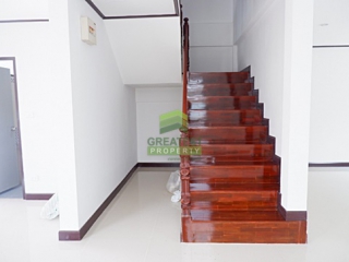 หมู่บ้านคันทรีอินทาวน์ ท่าอิฐ