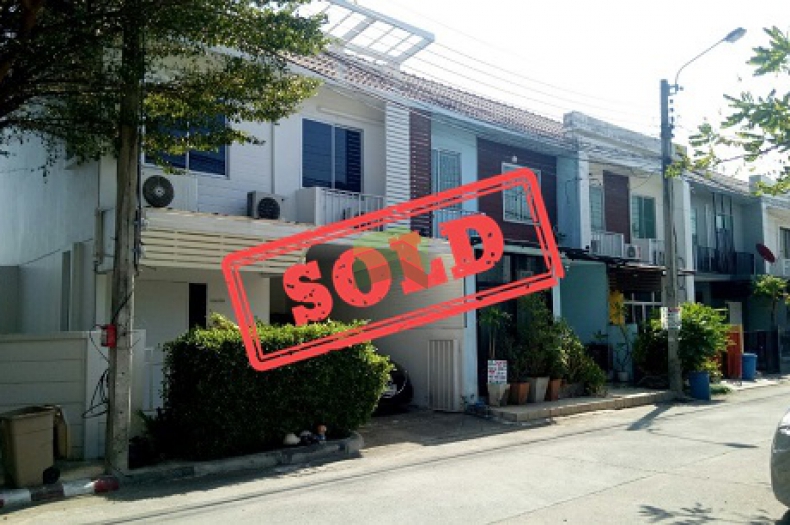 หมู่บ้าน อารียา เดอะคัลเลอร์ ลาดปลาเค้า ขายด่วน ทาวน์โฮม 2 ชั้น เนื้อที่ 18 ตร.ว เกษตร-นวมินทร์ รามอินทรา ทำเลดี  